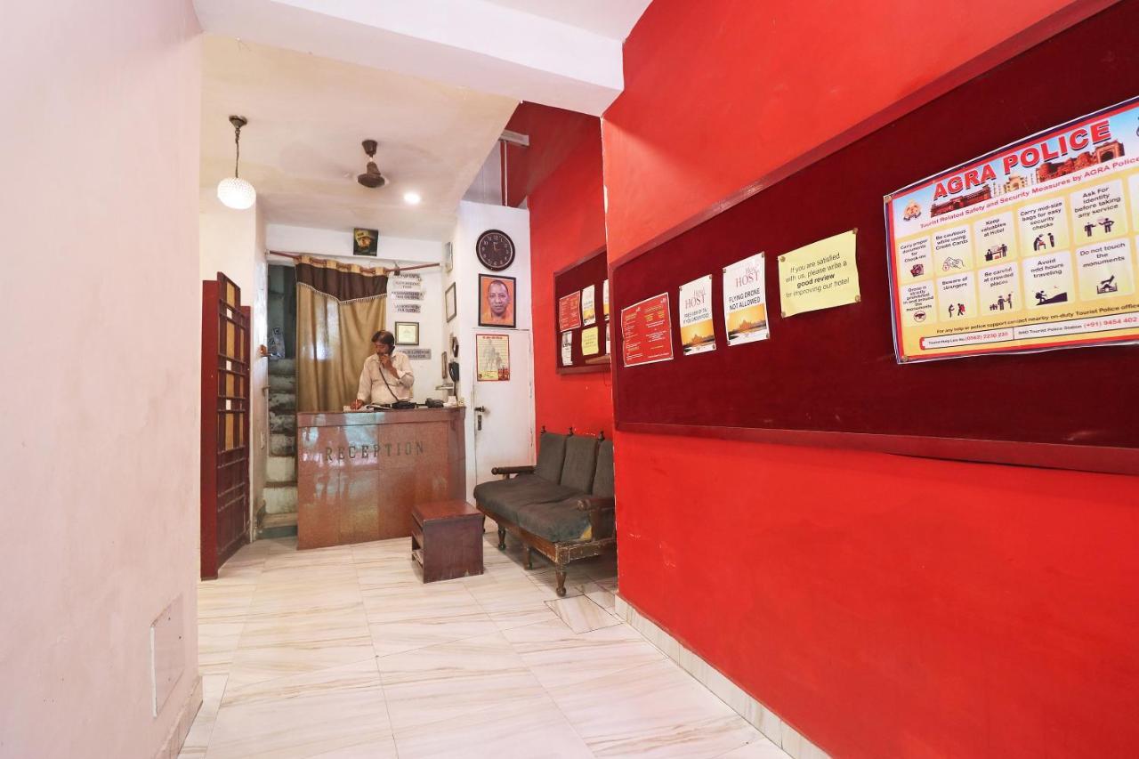 Spot On 48690 Hotel Host Agra  Εξωτερικό φωτογραφία