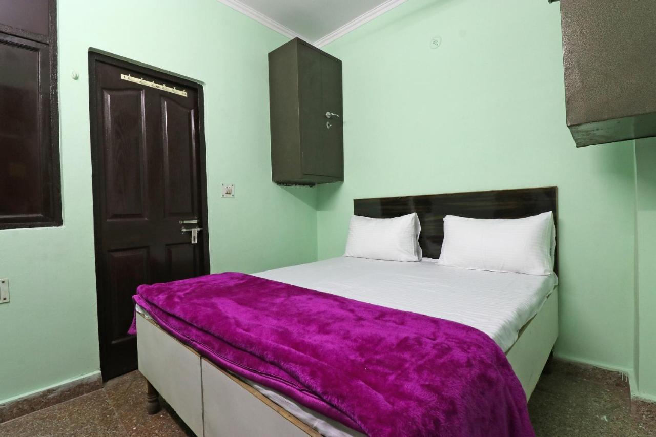 Spot On 48690 Hotel Host Agra  Εξωτερικό φωτογραφία