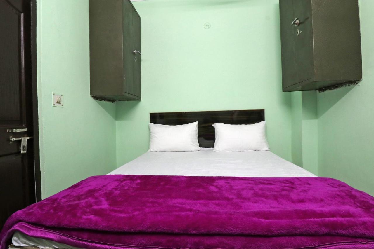 Spot On 48690 Hotel Host Agra  Εξωτερικό φωτογραφία